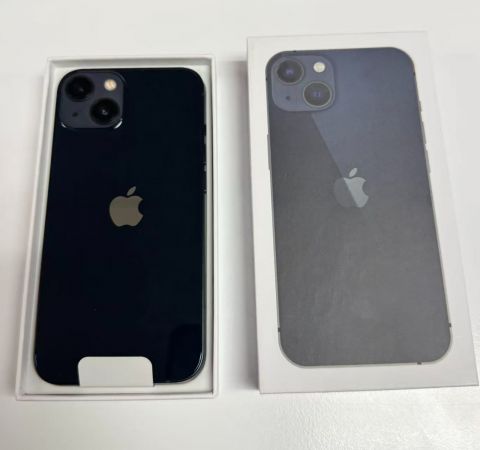 Apple iPhone 13 128GB Black Premium Condition With 100% Battery